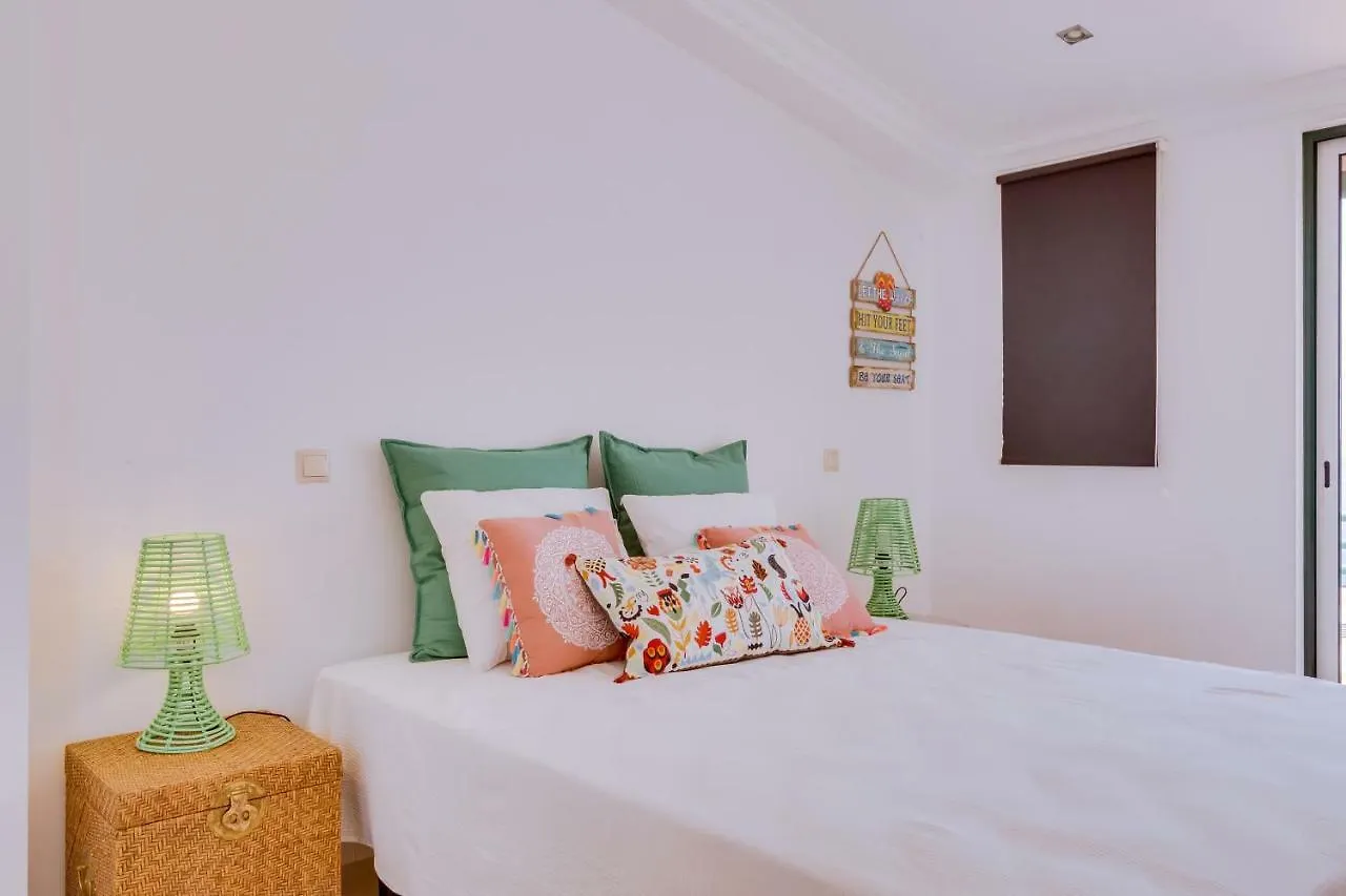 Casa Luz - Quarteira Villa